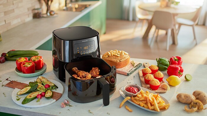 Philips Philips 3000 Series Airfryer Compact vs Philips Premium Airfryer  XXL - 6 portions (HD9650/99): What is the difference?