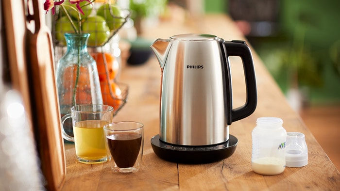 https://www.philips.com/c-dam/b2c/en_GB/experience/articles/kitchen-appliances/thumb_cleaning-and-descaling-the-kettle.jpg