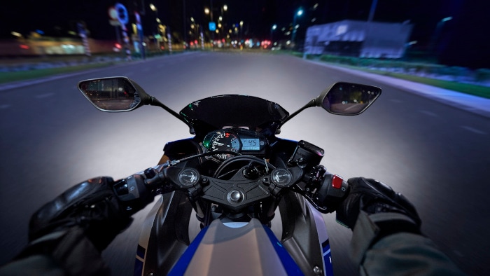 Ampoule H4 moto neuve Philips CrystalVision, homologuée - Équipement moto