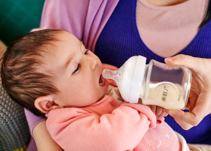 Warum sich die Trinkgeschwindigkeit Ihres Babys ändern kann