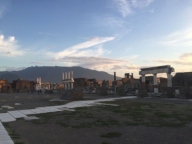 pompeii image