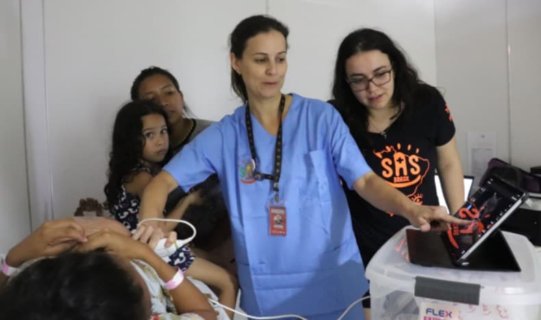 To improve primary healthcare in hard-to-reach areas of Brazil, Philips Foundation and SAS Brasil deployed a digital connected healthcare solution. Photo copyright SAS Brasil.
