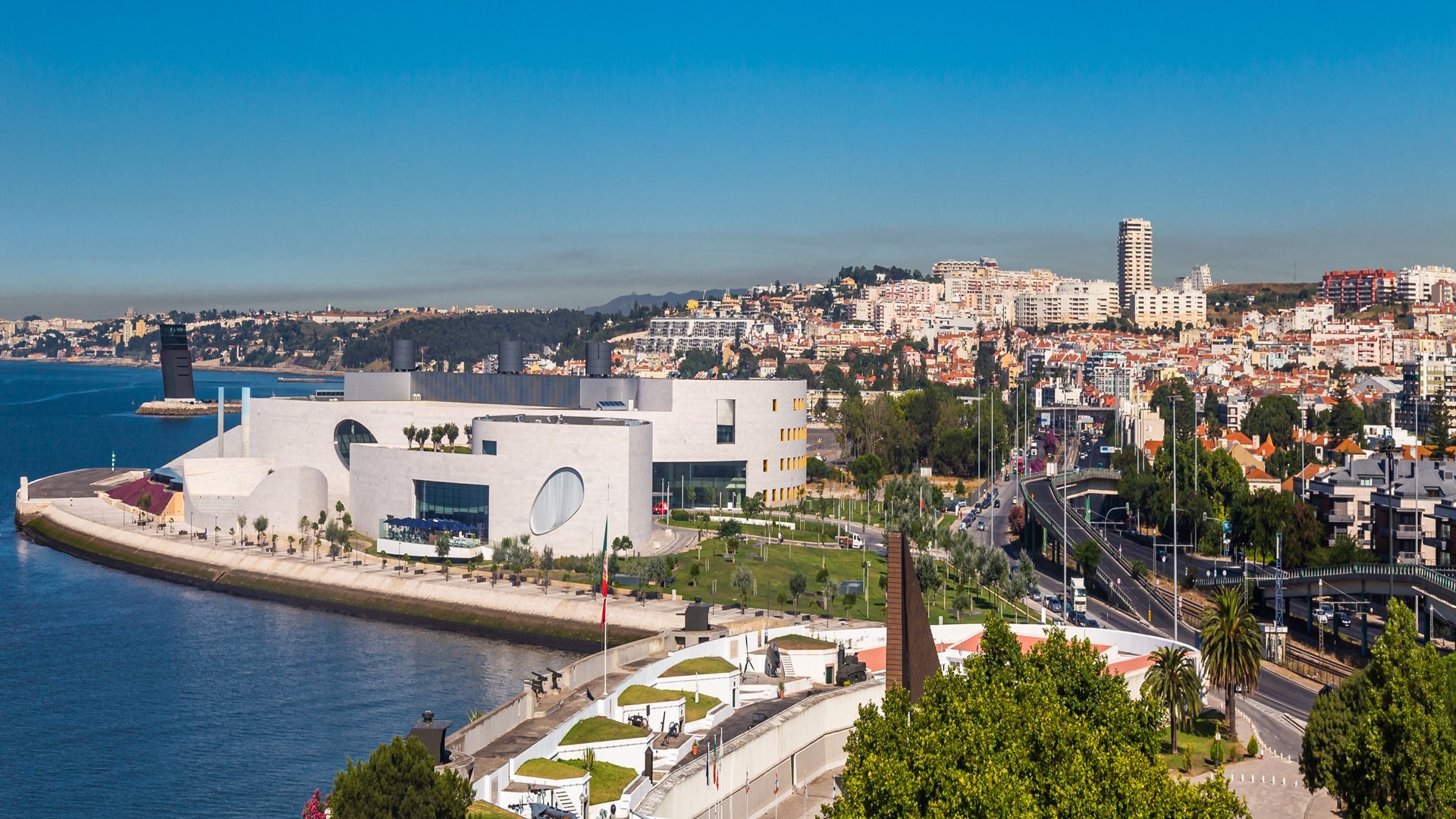 Halving the carbon footprint of diagnostic imaging at the Champalimaud Foundation