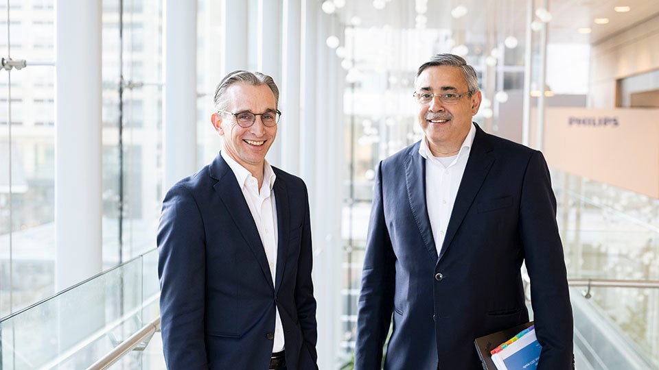 Roy Jakobs, CEO, and Abhijit Bhattacharya, CFO, on January 29 during the announcement of Philips’ Fourth-Quarter and Annual Results 2023