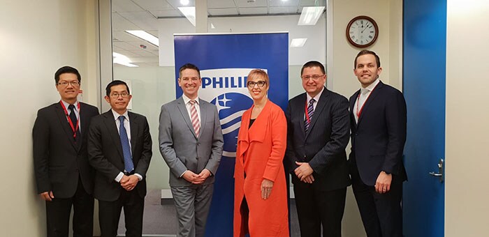 Download image (.jpg) Philips signs long term strategic partnership in Australia (opens in a new window)