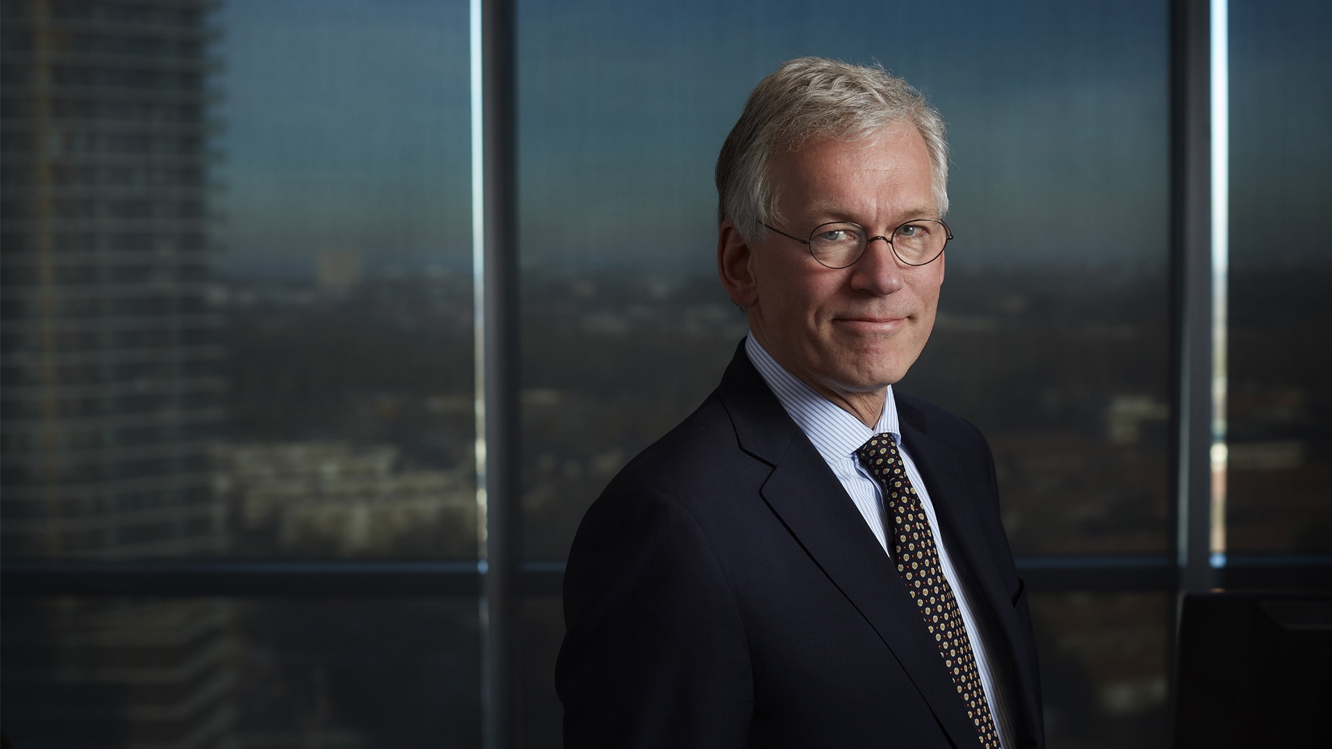 Our commitment to society: doing business responsibly and sustainably