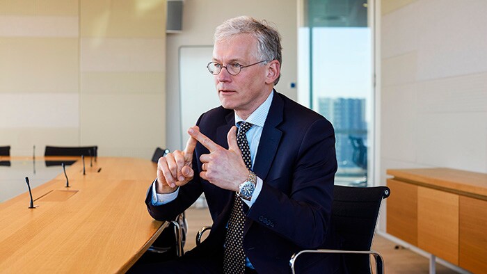 Frans van Houten discusses how to do business responsibly and sustainably