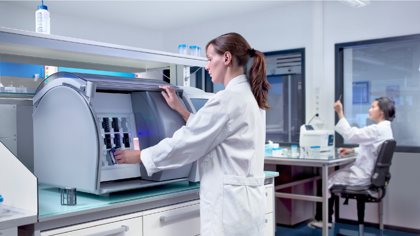 How digital pathology can save 19 working hours per day - Case study | Philips