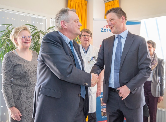 Download image (.jpg) Dutch ZorgSaam Hospital and Philips enter into 15 year strategic partnership agreement (opens in a new window)