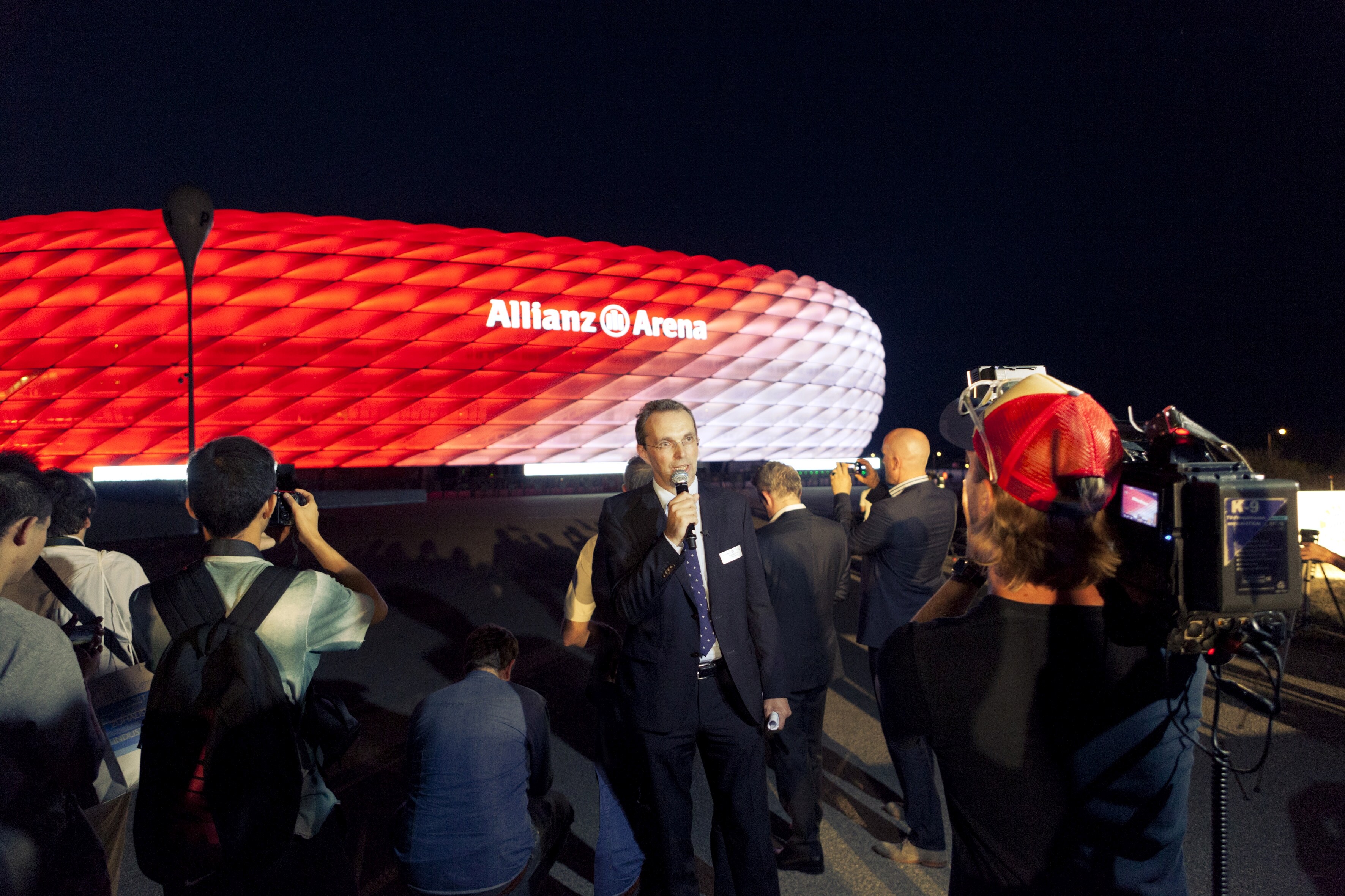 Dynamische Philips LED-Beleuchtung für die Allianz Arena ...