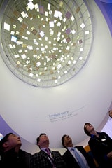 Snowflakes installation using Lumiblade GL350 panel