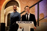 Rijksmuseum Director Wim Pijbes officially opens the Philips ‘Night Exposition’, emphasizing the importance of the partnership with Philips.