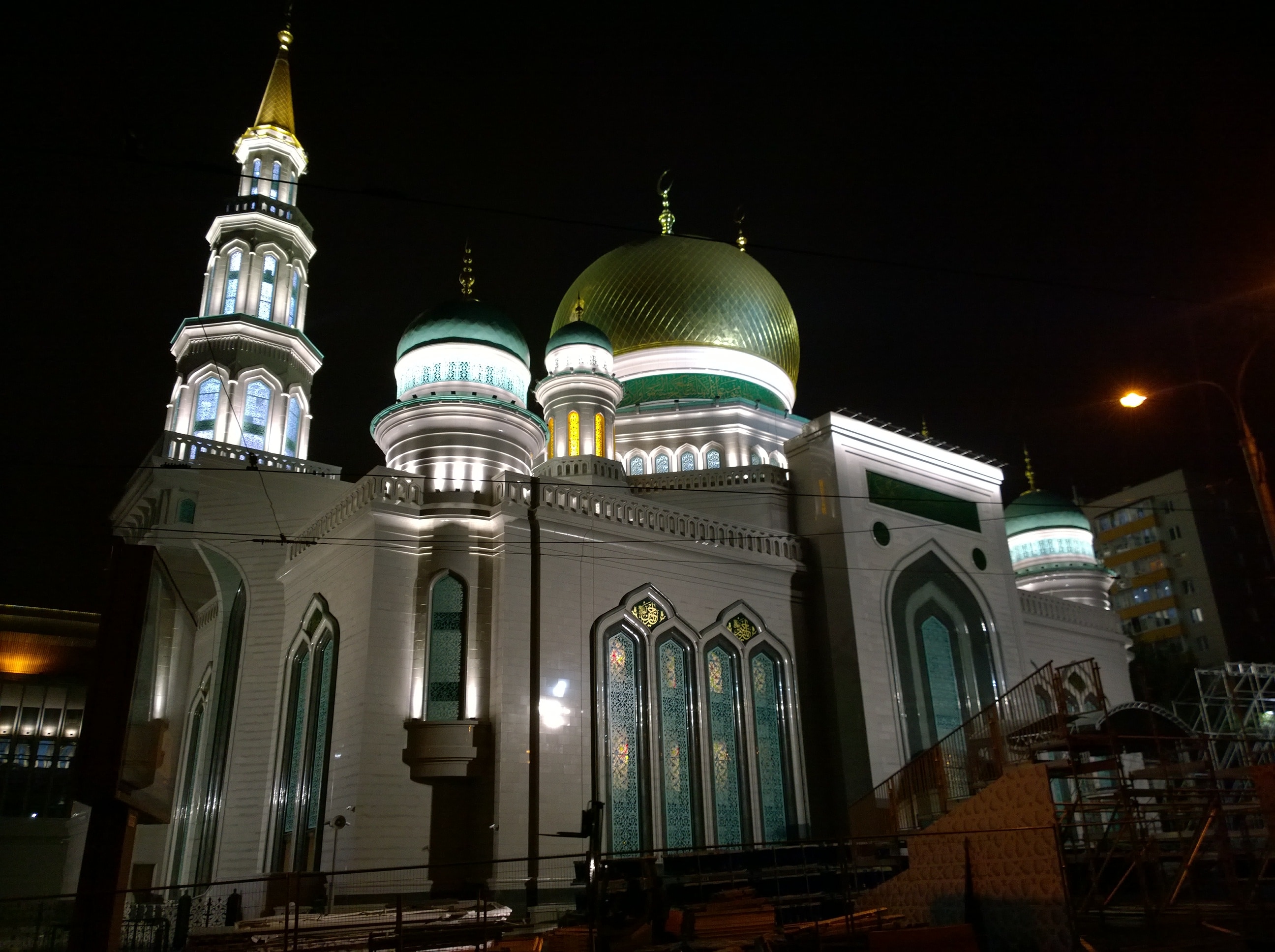 Мечети москвы фото. Московская Соборная мечеть Москва. Московская Соборная мечеть Москва архитектура. Московская Соборная мечеть ночью.